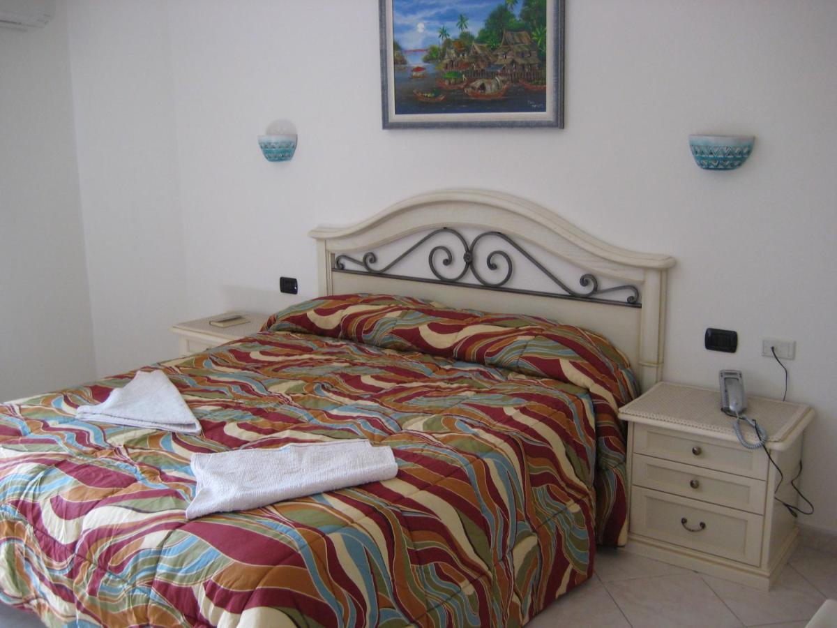 Scano Comfort Inn Санта Тереза Галура Екстериор снимка