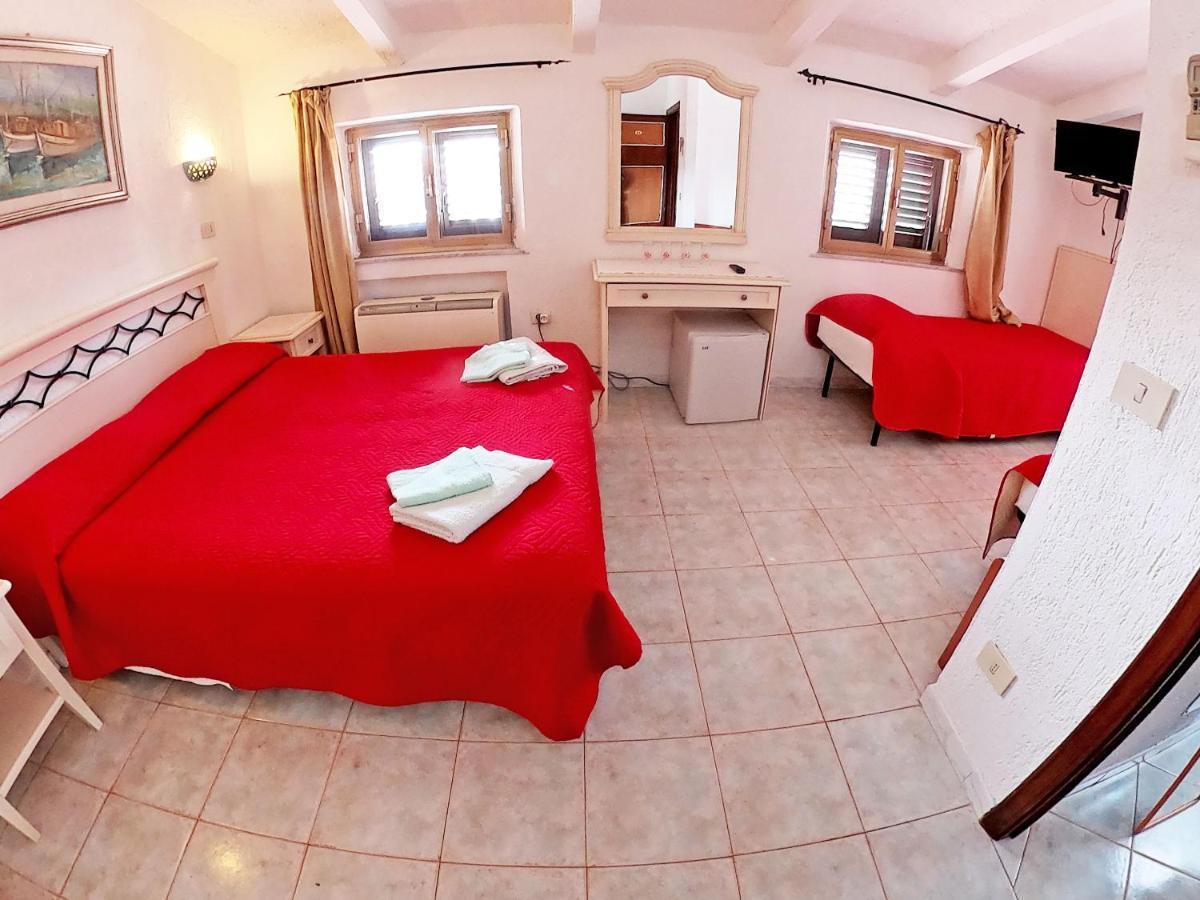 Scano Comfort Inn Санта Тереза Галура Екстериор снимка