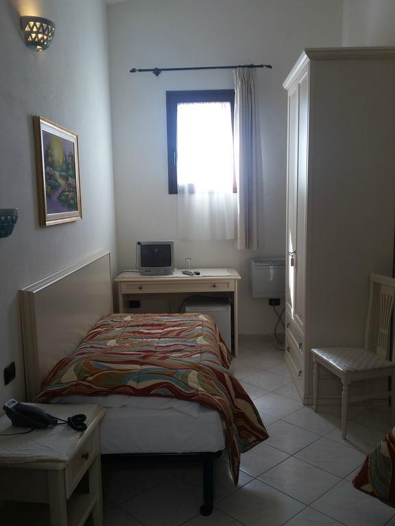Scano Comfort Inn Санта Тереза Галура Екстериор снимка